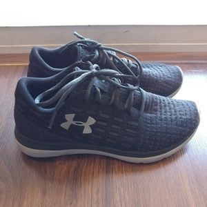 UA Threadborne Slingflex